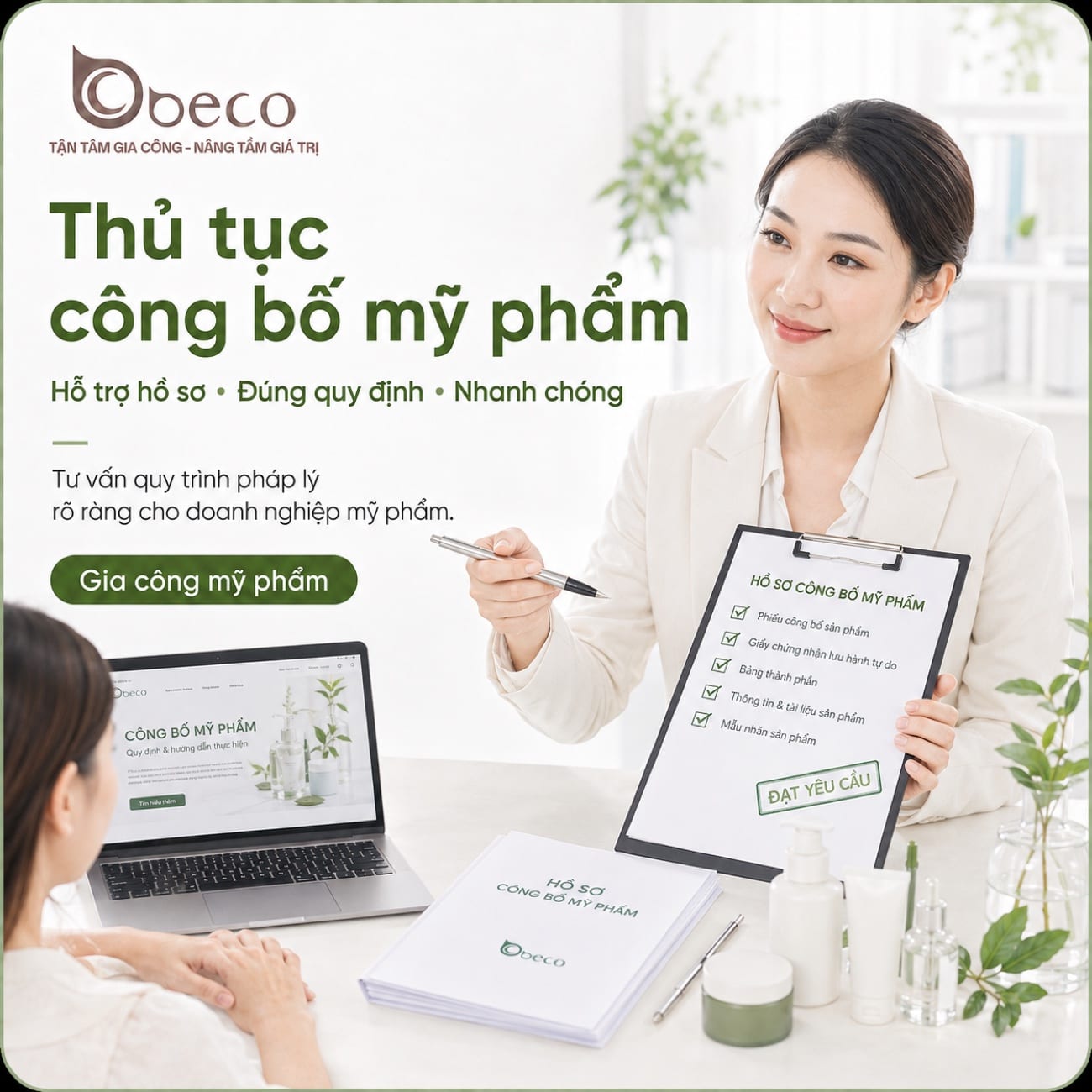 Chuyên viên BECO trình bày bộ hồ sơ công bố mỹ phẩm với khách hàng