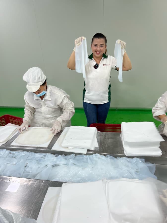 Kiểm tra bán thành phẩm trước khi đóng gói