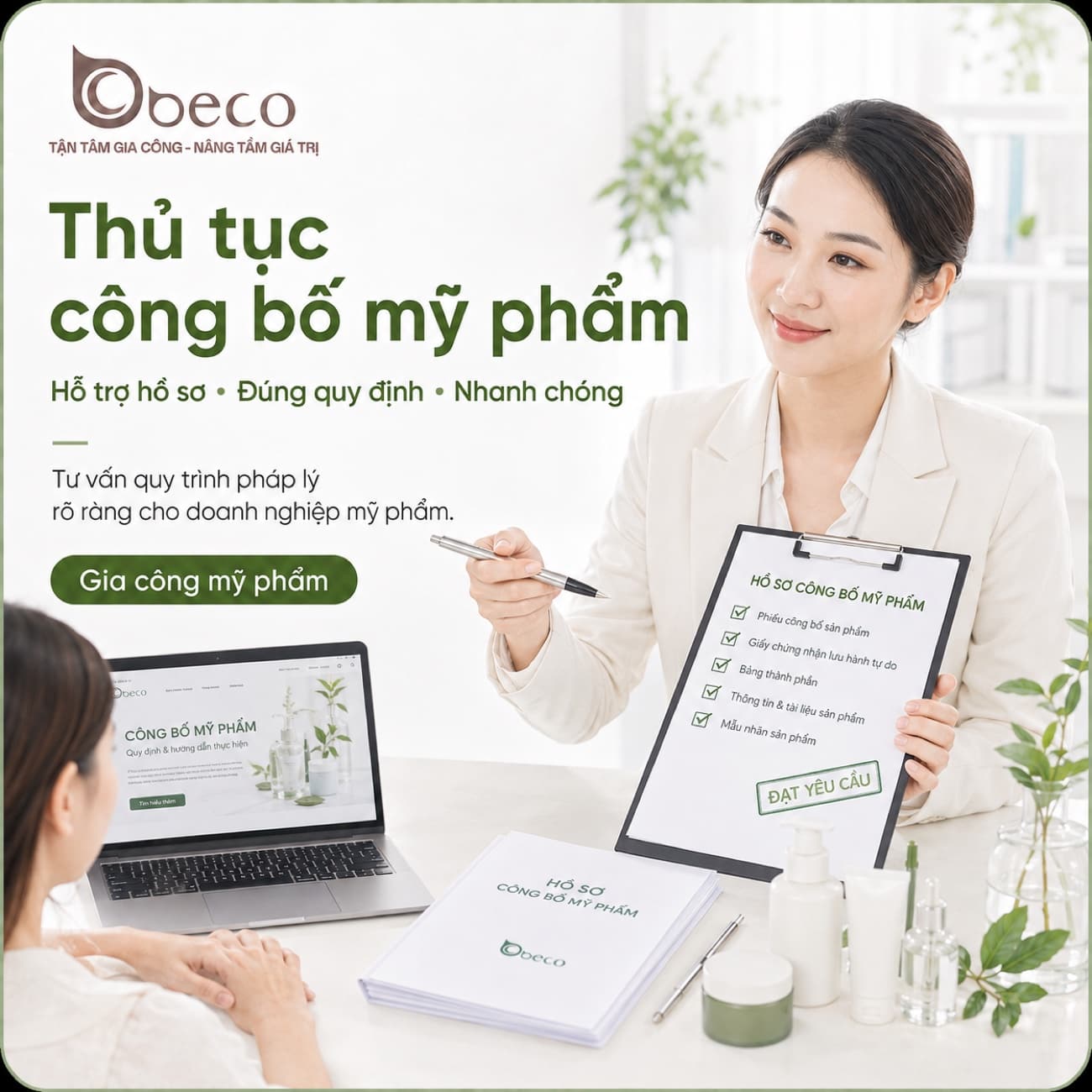Chuyên viên BECO trình bày bộ hồ sơ công bố mỹ phẩm với khách hàng