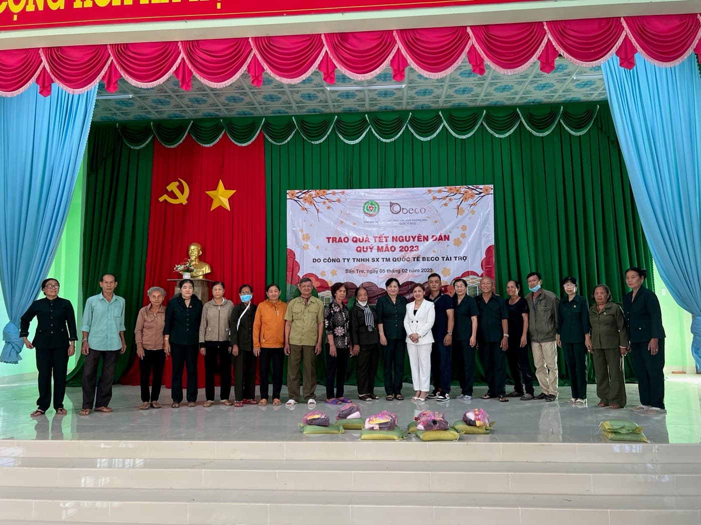 Buổi trao quà Tết Nguyên đán Quý Mão 2023 do Công ty TNHH SX TM Quốc tế BECO tài trợ tại Bến Tre