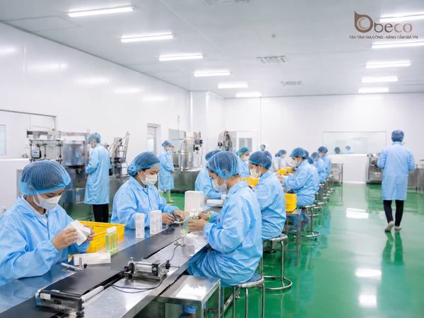 Tổ đóng gói tại nhà máy BECO